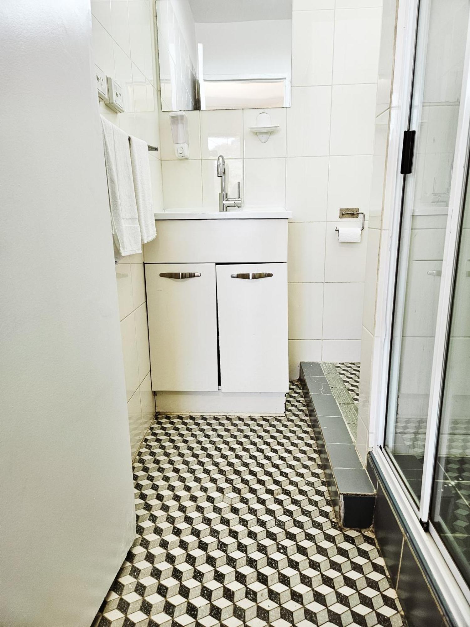Green Door Motel Lavington ภายนอก รูปภาพ