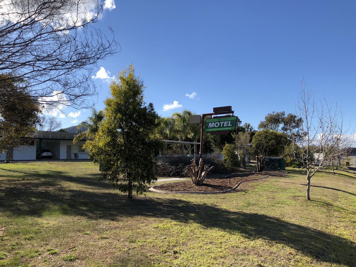 Green Door Motel Lavington ภายนอก รูปภาพ